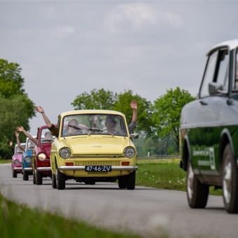 Bedrijfsuitje Drenthe Daf puzzeltocht 11 2 - Het Drents Kwartiertje - Solex Huren / Rijden - Dafje Huren / Rijden - Groepsactiviteiten, workshops, teambuilding en trainingen Drenthe