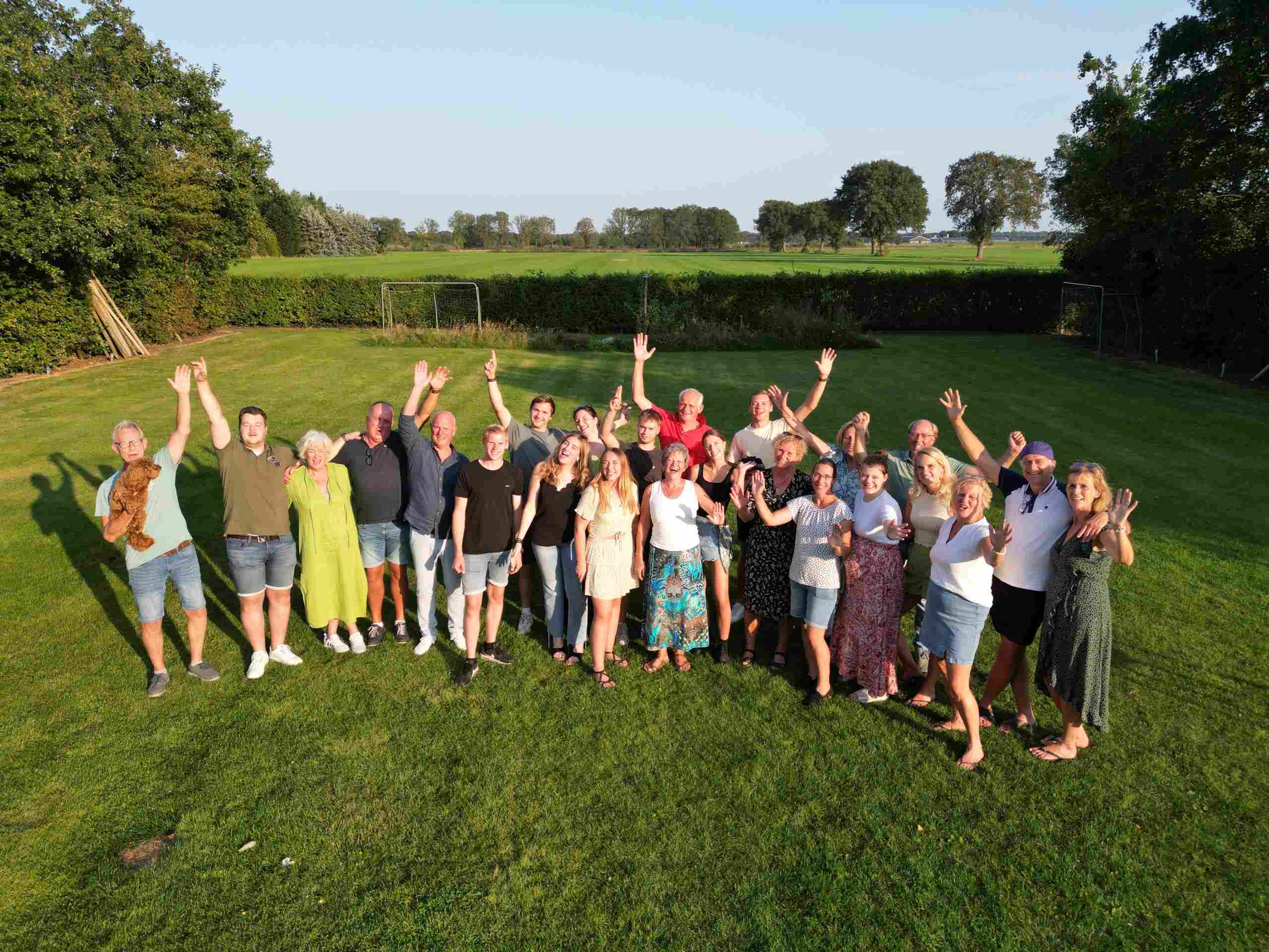 dji fly 20240901 184224 84 1725209835606 timed - Het Drents Kwartiertje - Solex Huren / Rijden - Dafje Huren / Rijden - Groepsactiviteiten, workshops, teambuilding en trainingen Drenthe